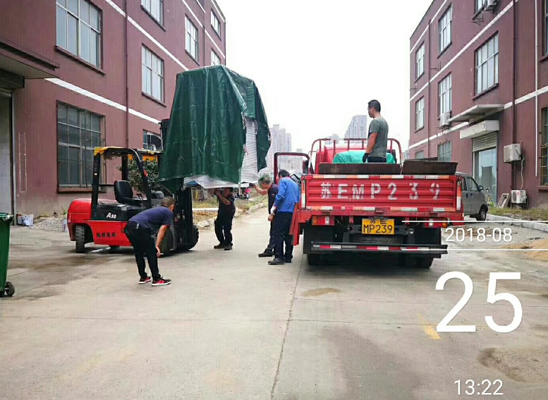 自動<a href='http://xingqiuwz.cn' target='_blank'><u>去毛刺機</u></a>